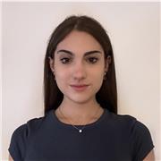 Studentessa universitaria offre aiuto compiti di materie umanistiche/inglese a studenti di scuole elementari, medie o superiori